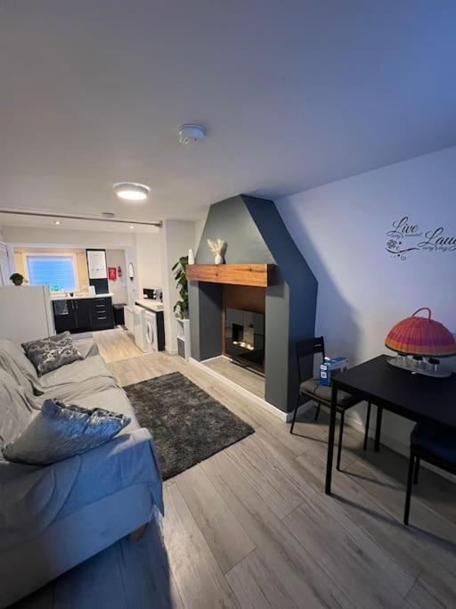 Haven - Beautiful 3 Bedroom House Ballynahinch Екстер'єр фото